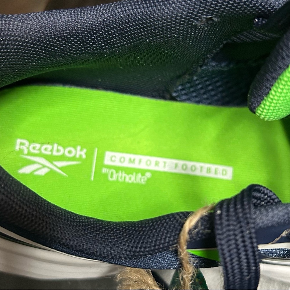 New Reebok Verse Running Vector Men’s Sneakers - Picture 6 of 7